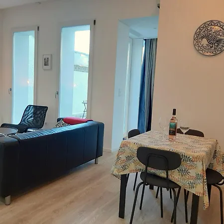 Walker House, 2-bedroom Flat, Garden - Downtown *