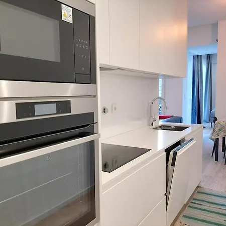 Walker House, 2-bedroom Flat, Garden - Downtown דירה
