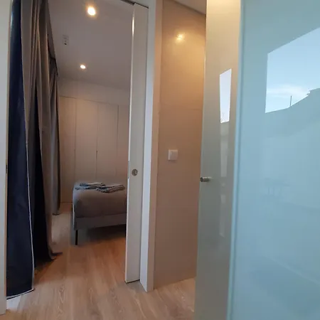 Walker House, 2-bedroom Flat, Garden - Downtown Lejlighed Porto